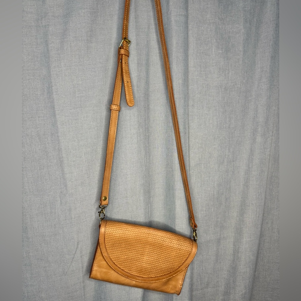 Nisolo Leather Crossbody Bag